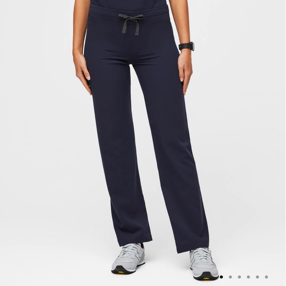 Livingston Basic Scrub Pants